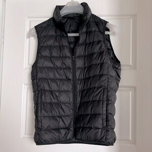 Muji - lightweight down vest (black)